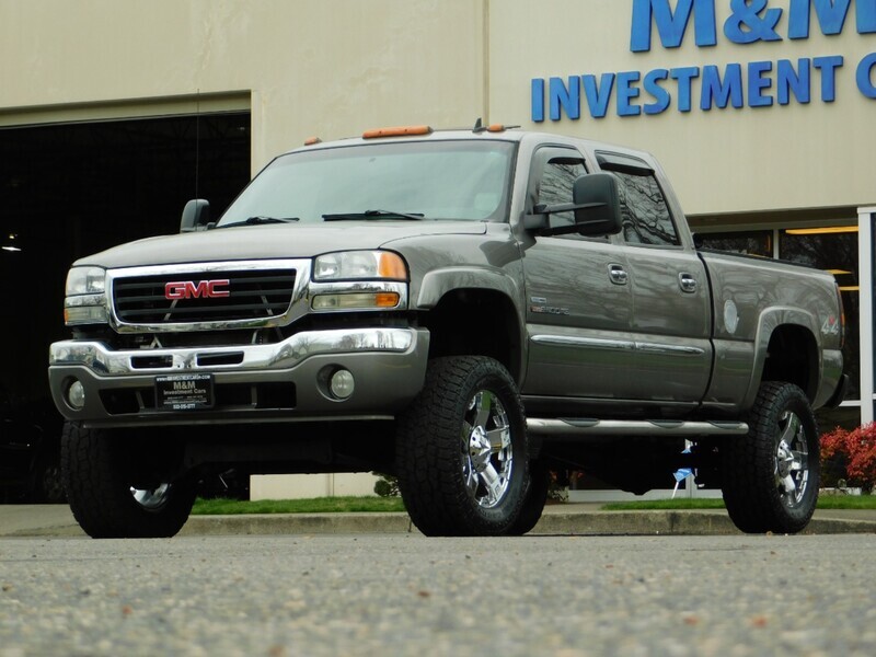 2006 GMC Sierra 2500 SLT 4X4 / 6.6L DURAMAX DIESEL / LBZ MOTOR / LIFTED   - Photo 42 - Portland, OR 97217