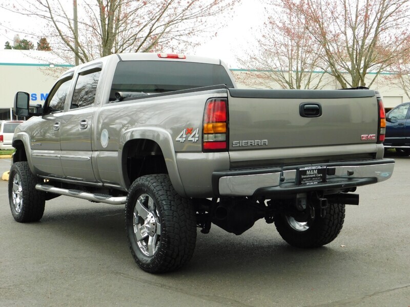 2006 GMC Sierra 2500 SLT 4X4 / 6.6L DURAMAX DIESEL / LBZ MOTOR / LIFTED   - Photo 7 - Portland, OR 97217