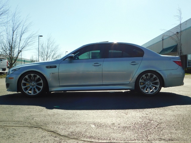 2008 BMW M5 V10 5.0 Liter / LOW MILES / Heated & Cooled Seats   - Photo 3 - Portland, OR 97217