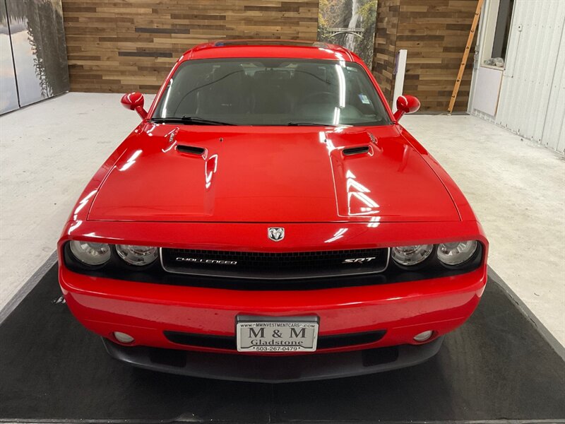 2009 Dodge Challenger SRT8 Coupe / 6.1L HEMI V8 / 6-SPEED / 63K MILES  / LOCAL CAR / HEATED SEATS / SUNROOF - Photo 5 - Gladstone, OR 97027