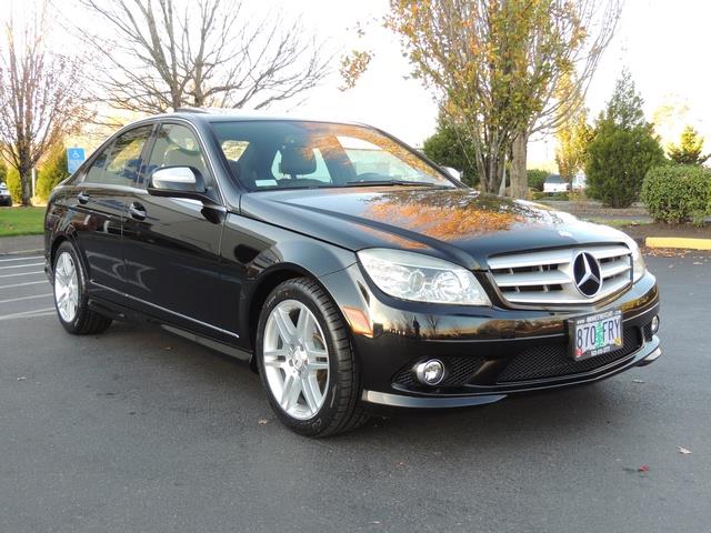 2008 Mercedes-Benz C350 Sport / Leather / Sunroof / Heated Seats   - Photo 2 - Portland, OR 97217