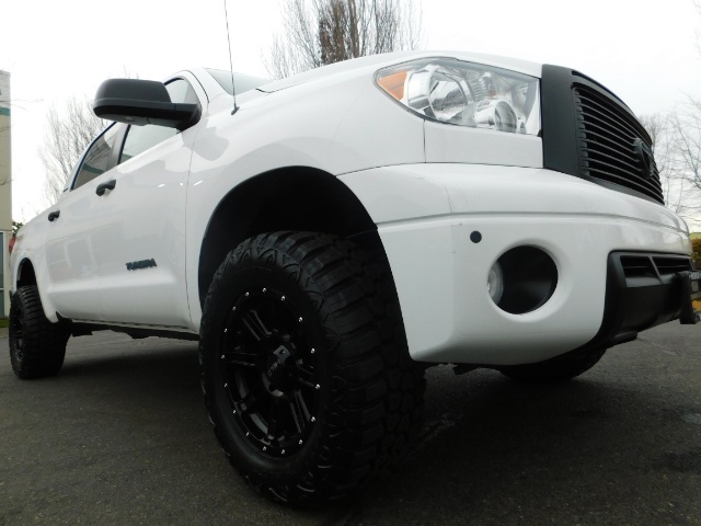 2012 Toyota Tundra Limited / Crew Cab / TRD Off Rd / 4X4 / LIFTED   - Photo 44 - Portland, OR 97217