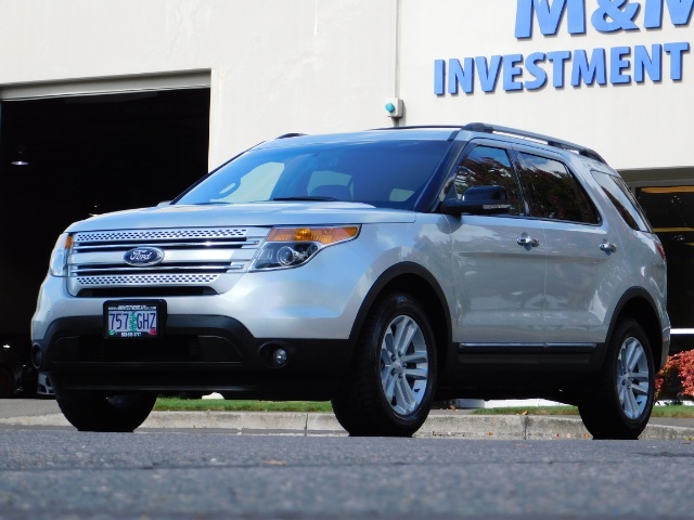2012 Ford Explorer XLT / AWD / Leather Heated Seats / Sunroof / CLEAN   - Photo 1 - Portland, OR 97217