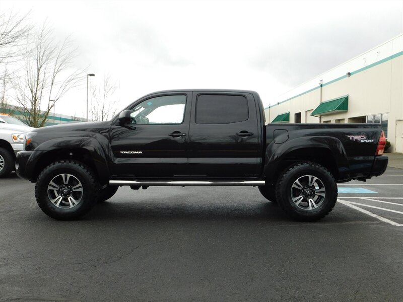 2006 Toyota Tacoma V6 4X4 / 6 SPEED /  TRD / LOW MILES / LIFTED   - Photo 4 - Portland, OR 97217