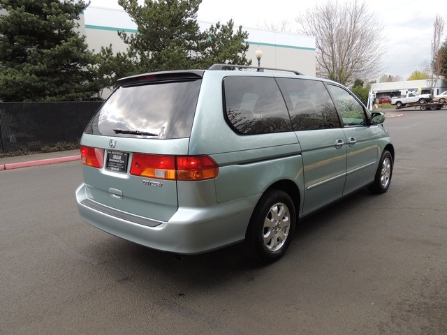 2004 Honda Odyssey EX-L LEATHER / Bucket Seats / 1-Owner / 70k miles   - Photo 8 - Portland, OR 97217