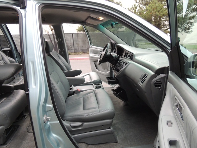 2004 Honda Odyssey EX-L LEATHER / Bucket Seats / 1-Owner / 70k miles   - Photo 25 - Portland, OR 97217