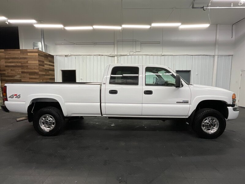 2007 GMC Sierra 3500 SLT Crew Cab 4X4 / 6.6L DIESEL / LBZ MOTOR / 1-TON  LOCAL TRUCK / RUST FREE / LONG BED / LBZ MOTOR / Leather / ONLY 102,000 MILES / SHARP & CLEAN - Photo 4 - Gladstone, OR 97027