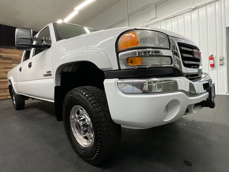 2007 GMC Sierra 3500 SLT Crew Cab 4X4 / 6.6L DIESEL / LBZ MOTOR / 1-TON  LOCAL TRUCK / RUST FREE / LONG BED / LBZ MOTOR / Leather / ONLY 102,000 MILES / SHARP & CLEAN - Photo 10 - Gladstone, OR 97027