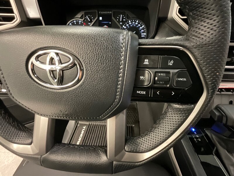 2022 Toyota Tundra SR5 TRD OFF RD / CREW CAB / 4X4 / ONLY 2,700 MILES  / 1-OWNER LOCAL / LIKE NEW / LONG BED - Photo 48 - Gladstone, OR 97027