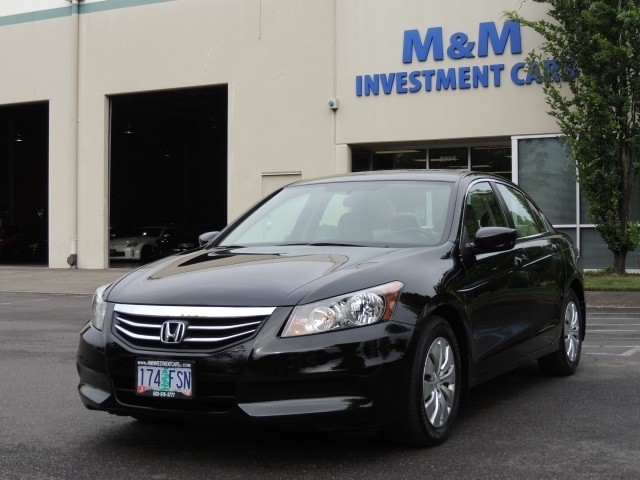 2012 Honda Accord LX / 1-OWNER / Only 46K Miles   - Photo 1 - Portland, OR 97217
