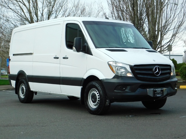 2014 Mercedes-Benz Sprinter Cargo Van 2500 144 WB / V6 DIESEL / Backup Cam   - Photo 2 - Portland, OR 97217