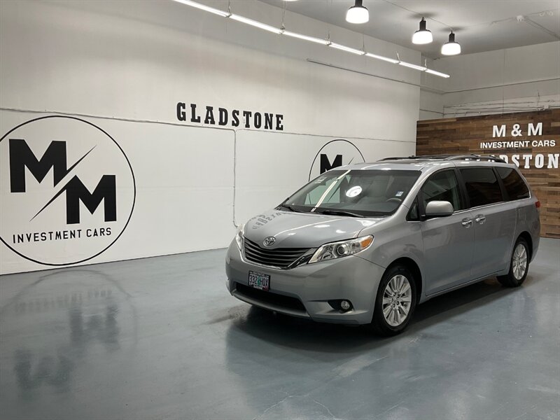 2013 Toyota Sienna Limited 7-Passenger AWD / DVD / Leather / Sunroof  / ALL WHEEL DRIVE - Photo 25 - Gladstone, OR 97027