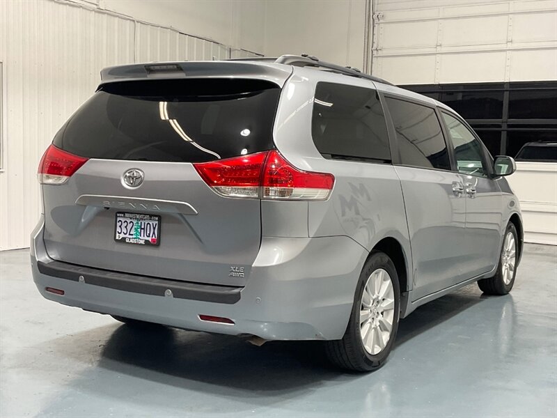 2013 Toyota Sienna Limited 7-Passenger AWD / DVD / Leather / Sunroof  / ALL WHEEL DRIVE - Photo 7 - Gladstone, OR 97027