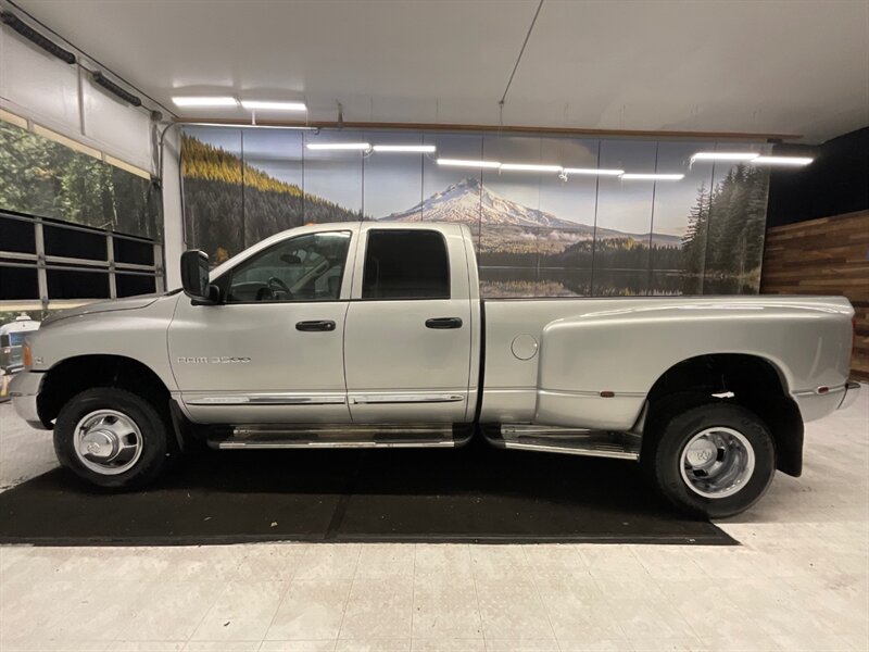 2005 Dodge Ram 3500 Laramie 4X4 / 5.9L DIESEL / DUALLY / 6-SPEED  / Leather & Heated Seats / LONG BED / NEW TIRES / 112,000 MILES - Photo 3 - Gladstone, OR 97027