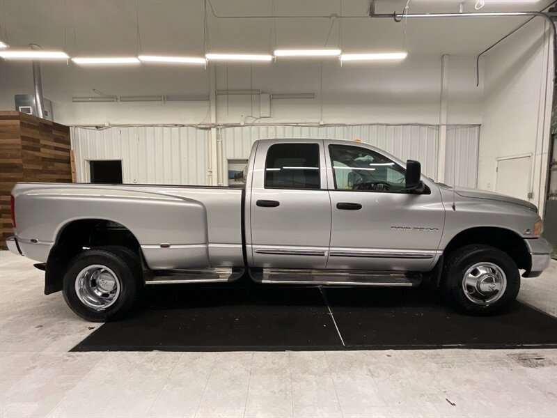 2005 Dodge Ram 3500 Laramie 4X4 / 5.9L DIESEL / DUALLY / 6-SPEED  / Leather & Heated Seats / LONG BED / NEW TIRES / 112,000 MILES - Photo 4 - Gladstone, OR 97027