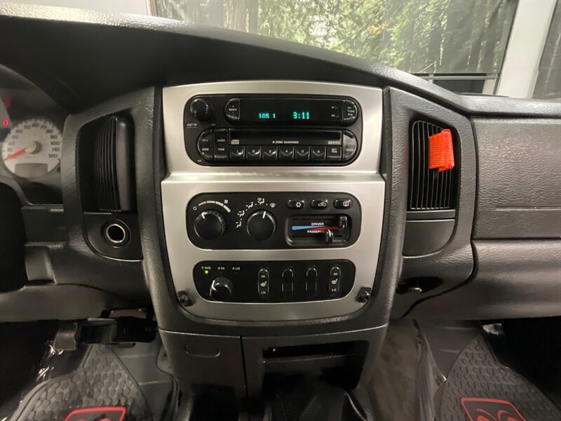 2005 Dodge Ram 3500 Laramie 4X4 / 5.9L DIESEL / DUALLY / 6-SPEED  / Leather & Heated Seats / LONG BED / NEW TIRES / 112,000 MILES - Photo 37 - Gladstone, OR 97027
