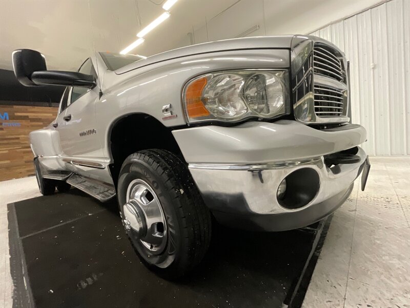 2005 Dodge Ram 3500 Laramie 4X4 / 5.9L DIESEL / DUALLY / 6-SPEED  / Leather & Heated Seats / LONG BED / NEW TIRES / 112,000 MILES - Photo 27 - Gladstone, OR 97027