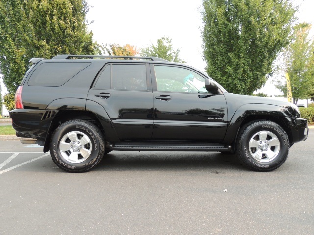 2004 Toyota 4Runner SR5 / 4X4 / 6Cyl / 1-OWNER / Excel Cond   - Photo 4 - Portland, OR 97217