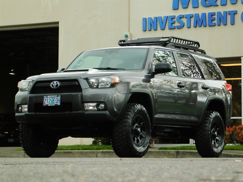 2010 Toyota 4Runner Trail Edition 4X4 / 1-OWNER /CRAWL CONTROL LIFTED   - Photo 1 - Portland, OR 97217