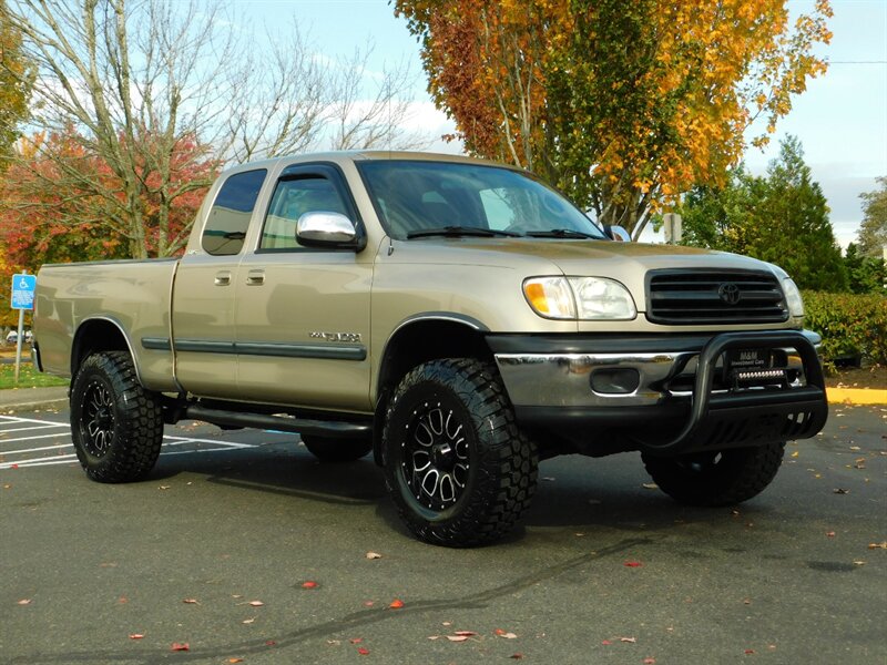 2002 Toyota Tundra SR5 V8 4dr Access Cab 4X4 / LOW MILES / LIFTED   - Photo 2 - Portland, OR 97217