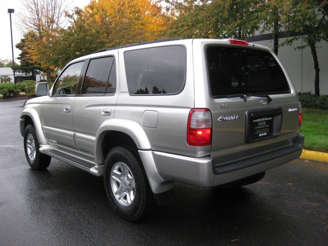 1999 Toyota 4Runner Limited 4WD /Diff Locks/Leather/Timing Belt Done   - Photo 4 - Portland, OR 97217
