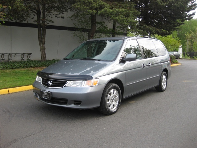 2002 Honda Odyssey EX Minivan Power Doors / Bucket Seats / V6 / Clean   - Photo 1 - Portland, OR 97217