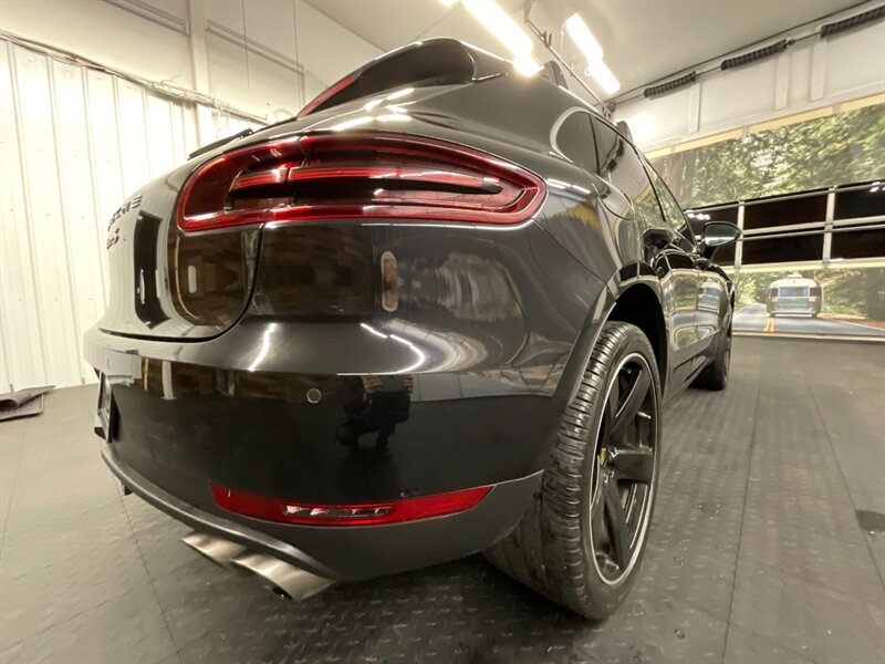 2016 Porsche Macan S Sport Utility AWD / TWIN TURBO/ 56,000 MILES  LOCAL SUV / FULLY LOADED / Pano Sunroof / Sport Chrono Pkg / SHARP & CLEAN !! - Photo 42 - Gladstone, OR 97027