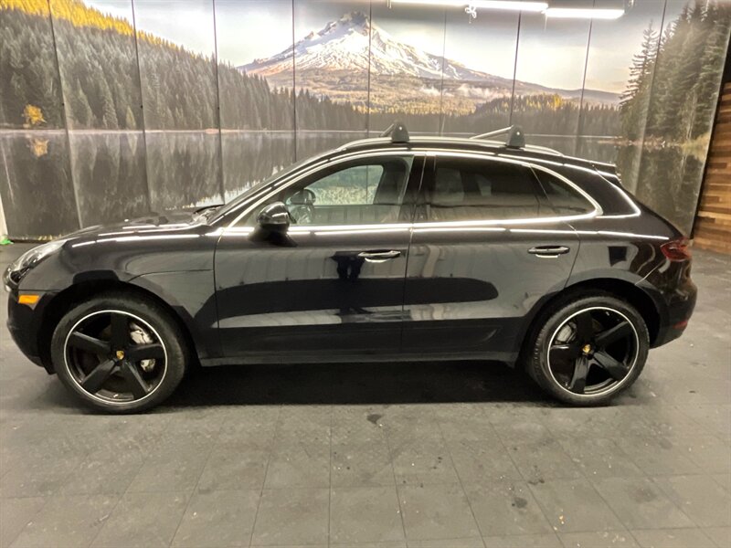 2016 Porsche Macan S Sport Utility AWD / TWIN TURBO/ 56,000 MILES  LOCAL SUV / FULLY LOADED / Pano Sunroof / Sport Chrono Pkg / SHARP & CLEAN !! - Photo 3 - Gladstone, OR 97027