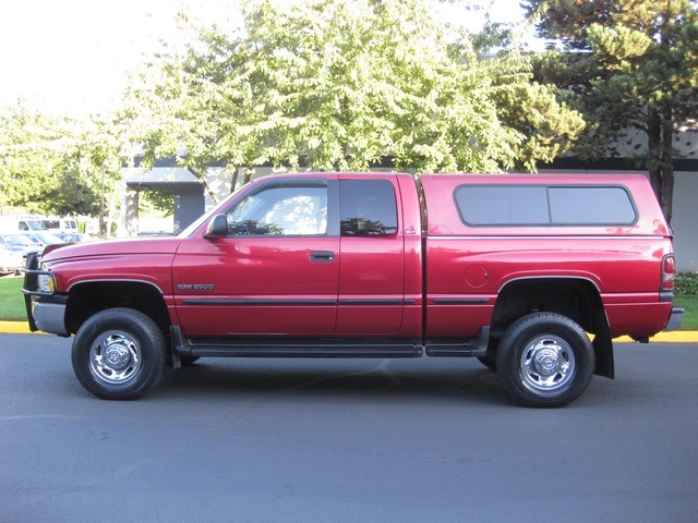 1998 Dodge Ram 2500 Laramie SLT 4X4 Quad Cab *5.9L* CUMMINS Diesel   - Photo 3 - Portland, OR 97217