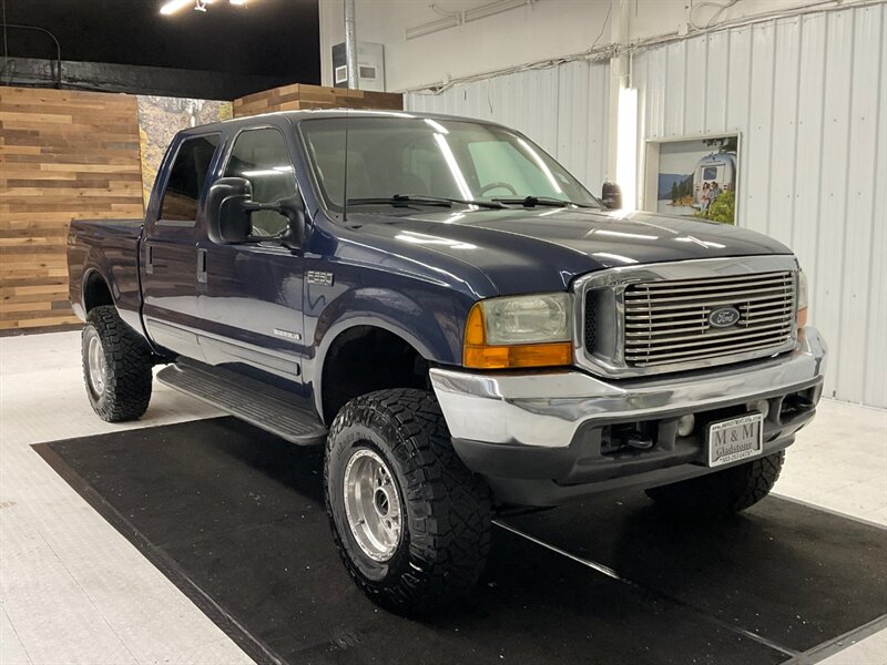 2001 Ford F-250 Lariat 4X4 / 7.3L DIESEL / 6-SPEED / 87,000 MILES  / CREW CAB / Leather Seats / 6-Speed Manual / RUST FREE / SUPER CLEAN !! - Photo 2 - Gladstone, OR 97027