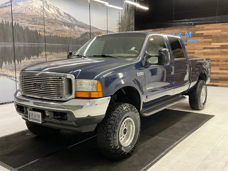 2001 Ford F-250 Lariat 4X4 / 7.3L DIESEL / 6-SPEED / 87,000 MILES  / CREW CAB / Leather Seats / 6-Speed Manual / RUST FREE / SUPER CLEAN !! - Photo 1 - Gladstone, OR 97027