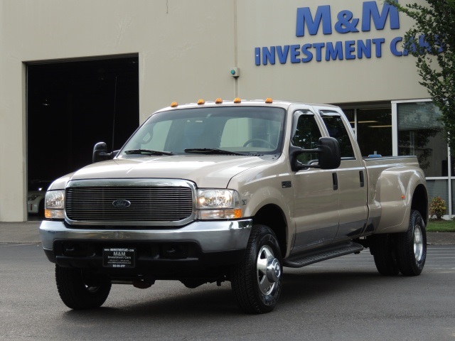 1999 Ford F-350 Lariat / 4X4 / 7.3L DIESEL/ 6-SPEED / DUALLY   - Photo 1 - Portland, OR 97217