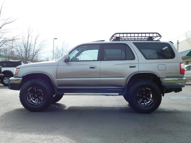 2002 Toyota 4Runner SR5 Sport Utility 4WD / 1-OWNER/ Low Miles/ LIFTED   - Photo 3 - Portland, OR 97217