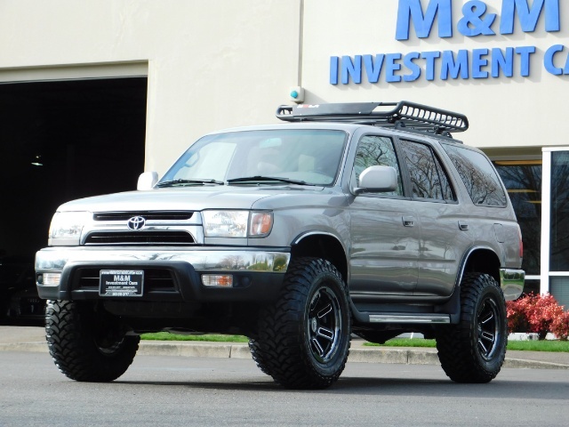 2002 Toyota 4Runner SR5 Sport Utility 4WD / 1-OWNER/ Low Miles/ LIFTED   - Photo 1 - Portland, OR 97217