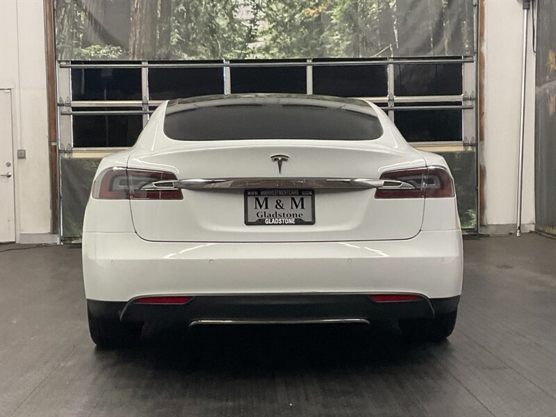 2015 Tesla Model S   - Photo 6 - Gladstone, OR 97027