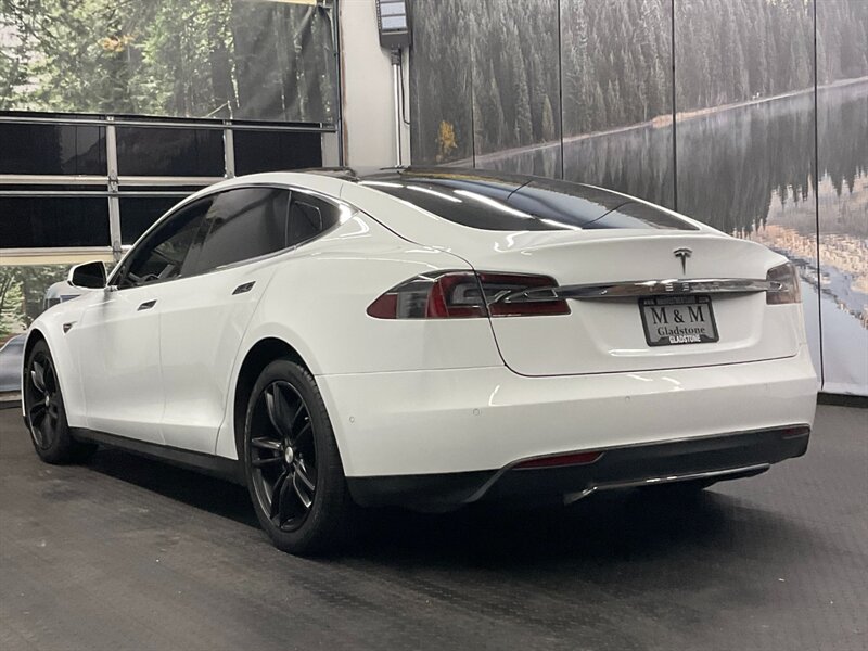 2015 Tesla Model S   - Photo 7 - Gladstone, OR 97027