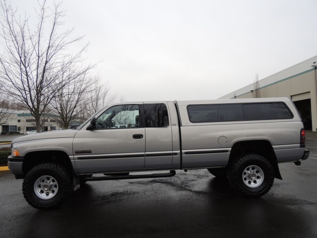 1999 Dodge Ram 2500 Laramie/ 4x4 /LongBed/ 5.9L CUMMINS Diesel /LIFTED   - Photo 3 - Portland, OR 97217