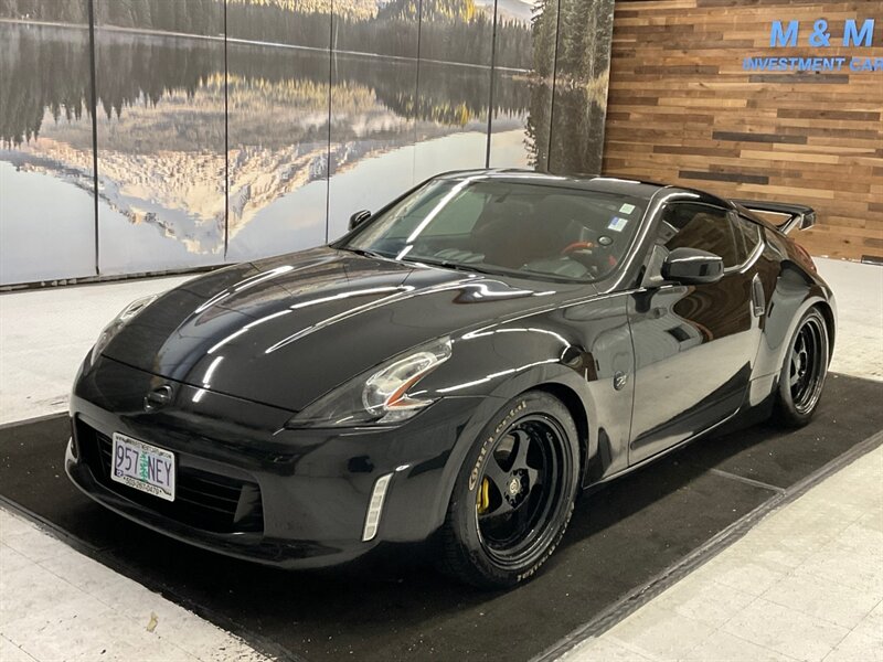 2019 Nissan 370Z Coupe 2Dr / 3.7L V6 / 6-SPEED / Z34 Heritage Edit  / Backup Camera / Z34 Heritage Edition / 47,000 MILES - Photo 1 - Gladstone, OR 97027