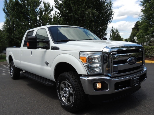 2011 Ford F-350 LARIAT / 4X4 / 6.7L Turbo DIESEL / Long Bed/ 1-TON   - Photo 2 - Portland, OR 97217