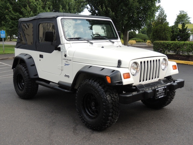 1998 Jeep Wrangler Sport / 4X4 / 6Cyl / 5-SPEED MANUAL / LIFTED   - Photo 2 - Portland, OR 97217