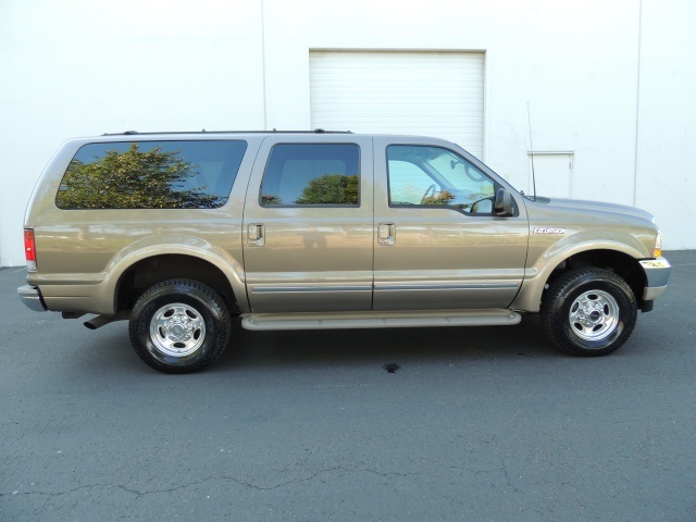 2002 Ford Excursion Limited / 4X4 / 7.3L DIESEL / 1-OWNER   - Photo 4 - Portland, OR 97217