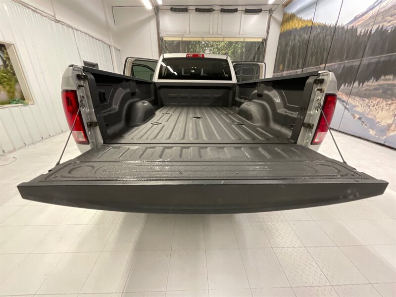 2016 RAM 3500 Tradesman Crew Cab 4X4 6.7L DIESEL / DUALLY  / LONG BED / Backup Camera / Excel Cond - Photo 36 - Gladstone, OR 97027