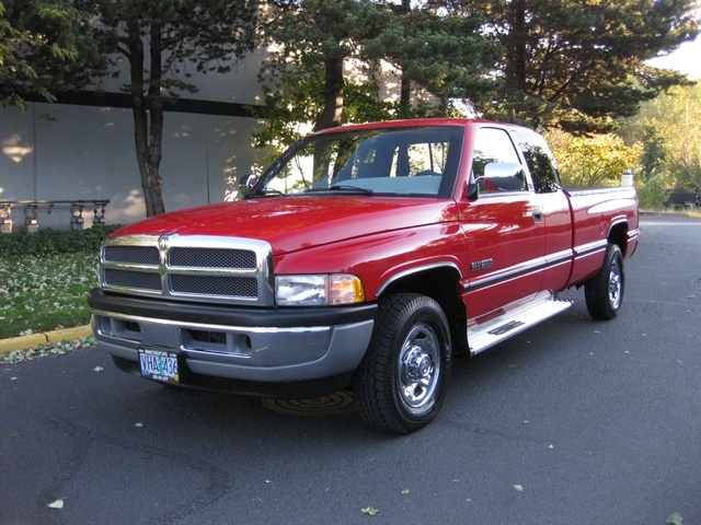 1997 Dodge Ram 2500 LngBd/ 12-VALVE /5.9L CUMMINS DIESEL / 62,436 mile   - Photo 1 - Portland, OR 97217