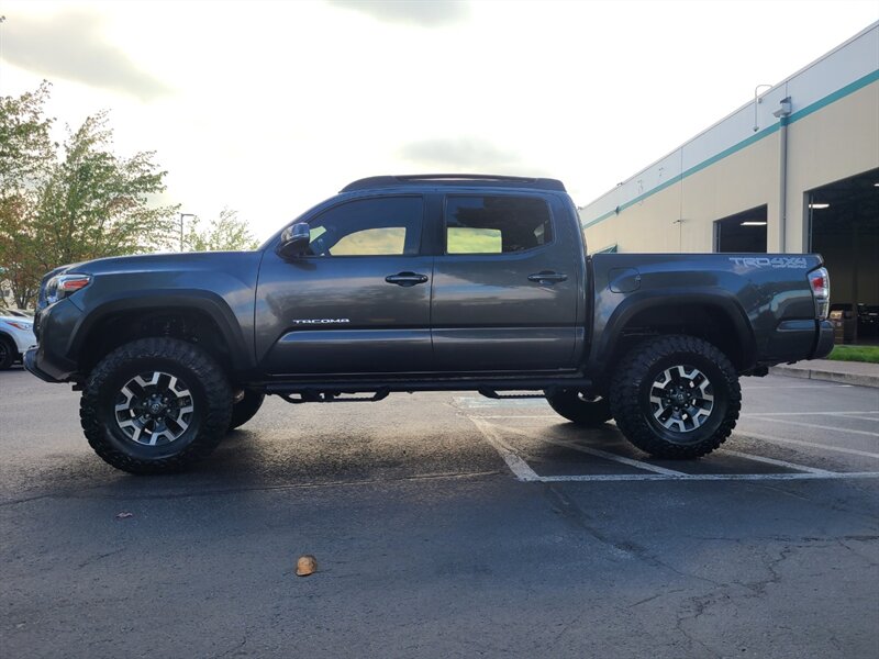 2020 Toyota Tacoma TRD Off-Road 4X4 E-LOCKER / CRAWL CONTROL / LIFTED / V6 / BLIND SPOT & LANE ASSIST / REAR DIFF LOCKER - Photo 3 - Portland, OR 97217