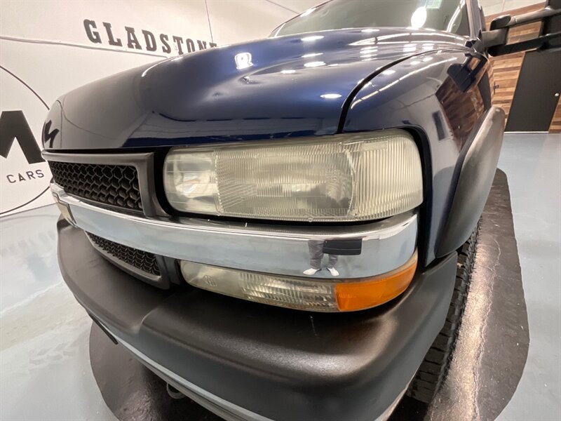 2001 Chevrolet Silverado 2500 LS CREW CAB 4x4 / 8.1L 3/4 Ton / LOCAL OREGON PK  / Hard to Find / RUST FREE - Photo 26 - Gladstone, OR 97027