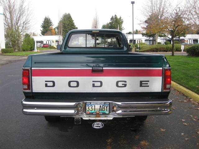 1993 Dodge RAM 250 LE/ 5.9Liter Turbo Diesel 12 VALVE/5-Speed/1-OWNER   - Photo 4 - Portland, OR 97217