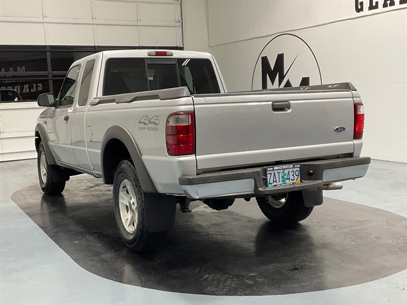2002 Ford Ranger XLT 4Dr 4X4 / 4.0L V6 / 5-SPEED MANUAL / 1-OWNER  / LOCAL TRUCK NO RUST - Photo 8 - Gladstone, OR 97027