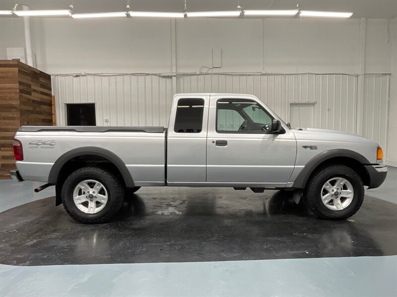 2002 Ford Ranger XLT 4Dr 4X4 / 4.0L V6 / 5-SPEED MANUAL / 1-OWNER  / LOCAL TRUCK NO RUST - Photo 4 - Gladstone, OR 97027