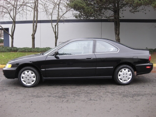 1996 Honda Accord Coupe 2Dr / 5-Speed / 4-Cyl / Timing Belt Replaced   - Photo 3 - Portland, OR 97217