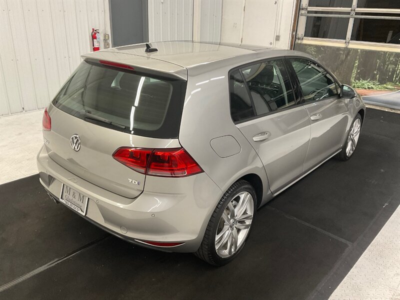 2015 Volkswagen Golf TDI SEL HATCHBACK / TURBO DIESEL / 6-SPEED MAUAL  / PANO SUNROOF / Leather Heated Seats - Photo 53 - Gladstone, OR 97027